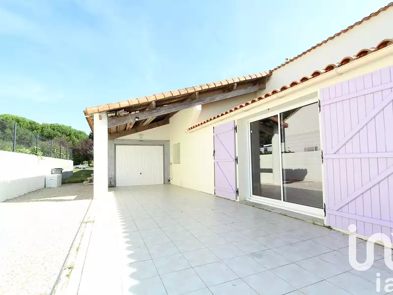 Maison, 218 m²