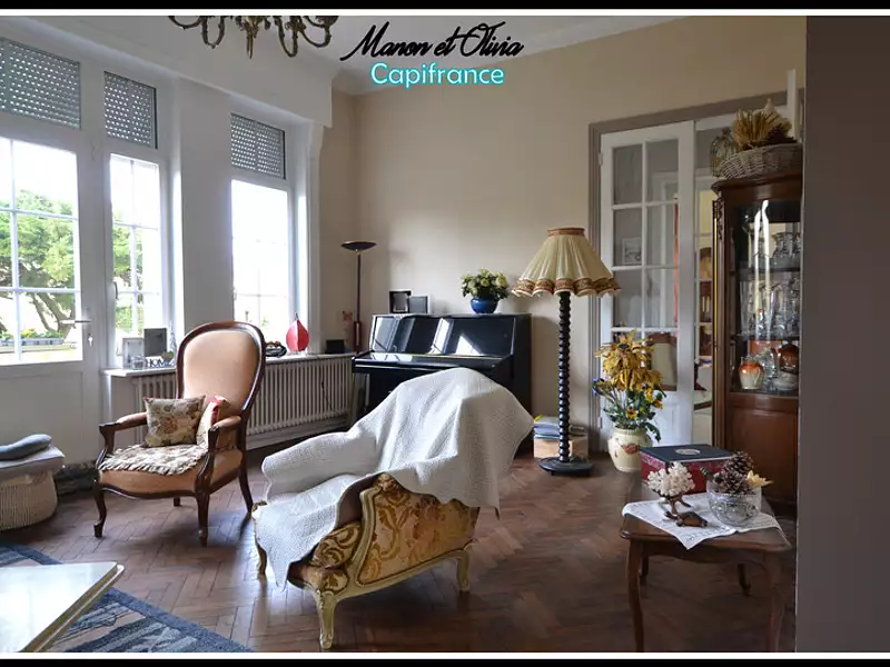 Maison, 185 m²