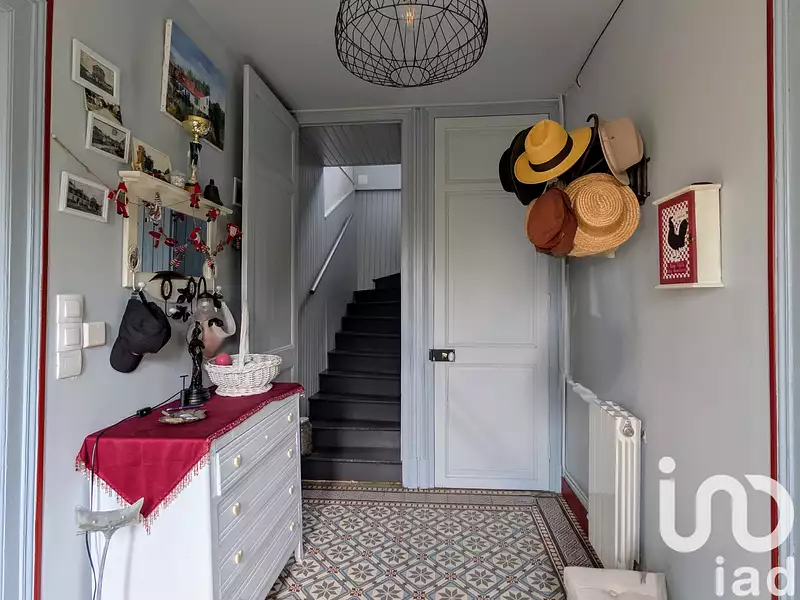 Maison, 230 m²