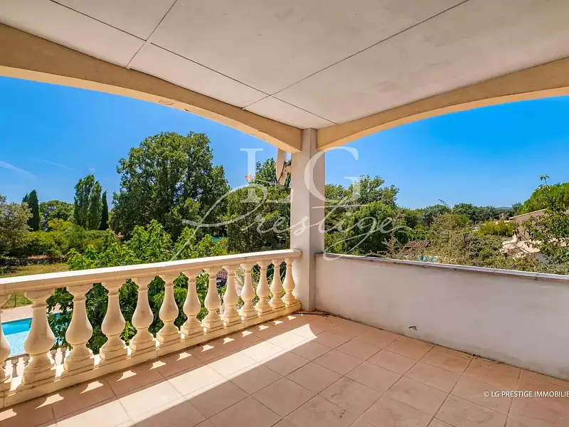 Maison, 160 m²