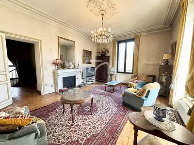 Maison, 350 m²
