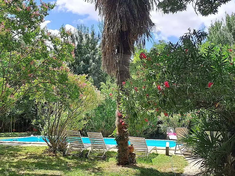 Maison, 780 m²