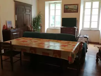 Maison, 261 m²