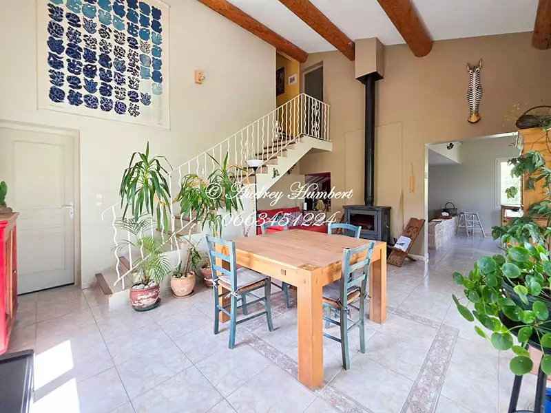 Maison, 156 m²