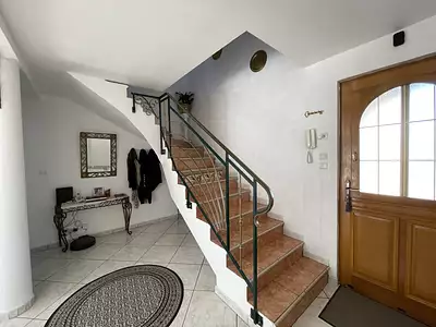 Maison, 187 m²