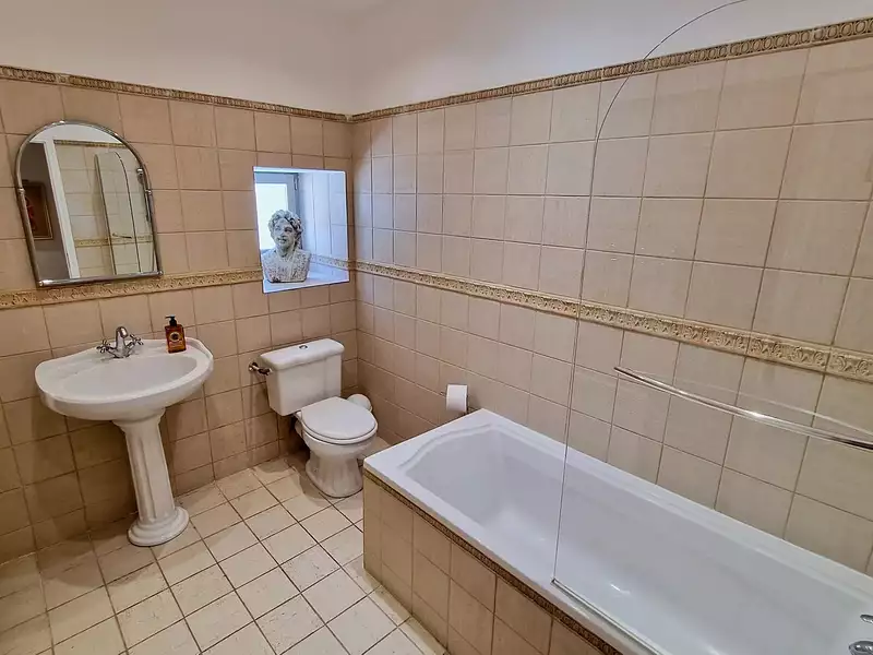 Maison, 220 m²