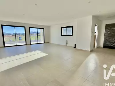 Maison, 111 m²