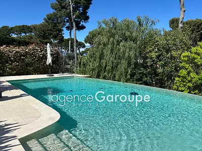 Maison, 240 m²