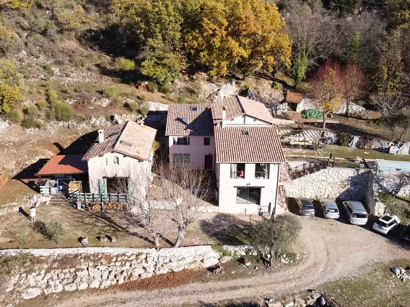 Maison, 232 m²