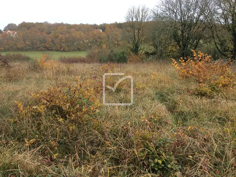Terrain, 1 300 m²