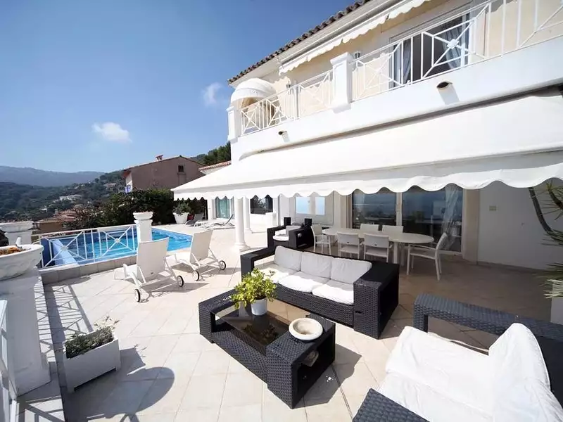 Maison, 457 m²