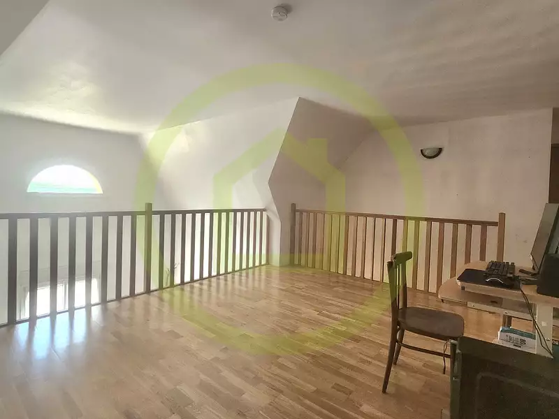 Maison, 186 m²