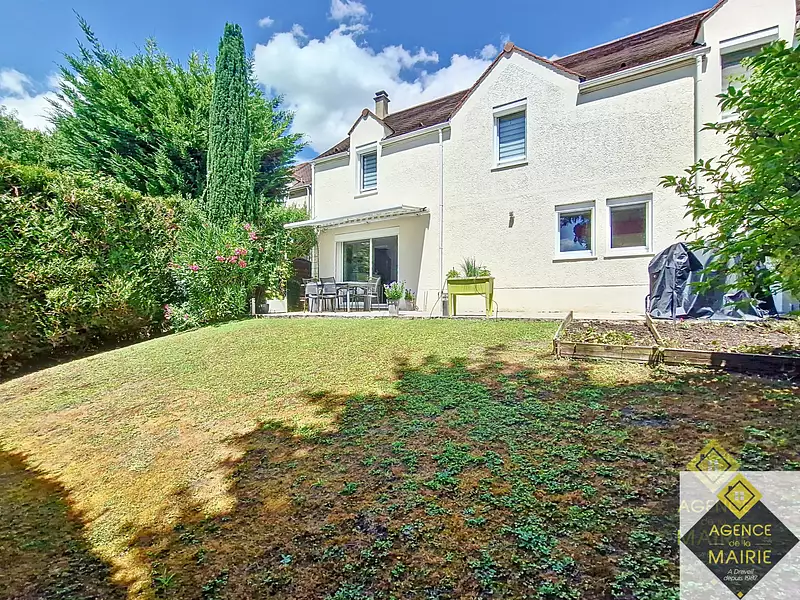 Maison, 132 m²