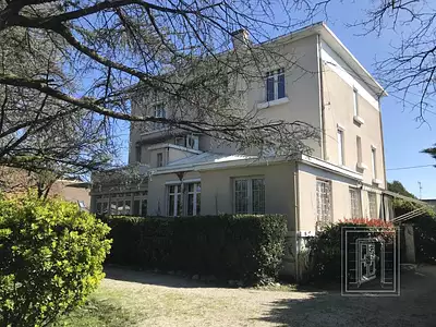 Maison, 371,18 m²