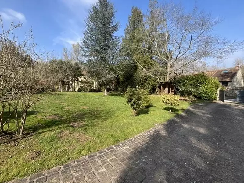 Terrain, 1 000 m²