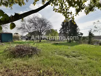 Terrain, 670 m²