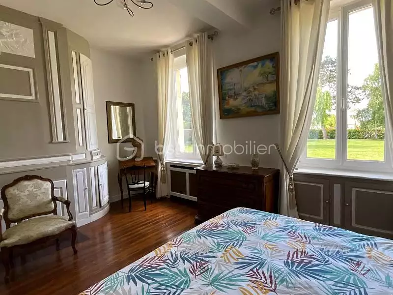 Maison, 380 m²