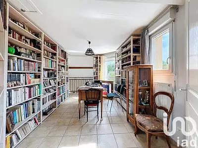 Maison, 166 m²