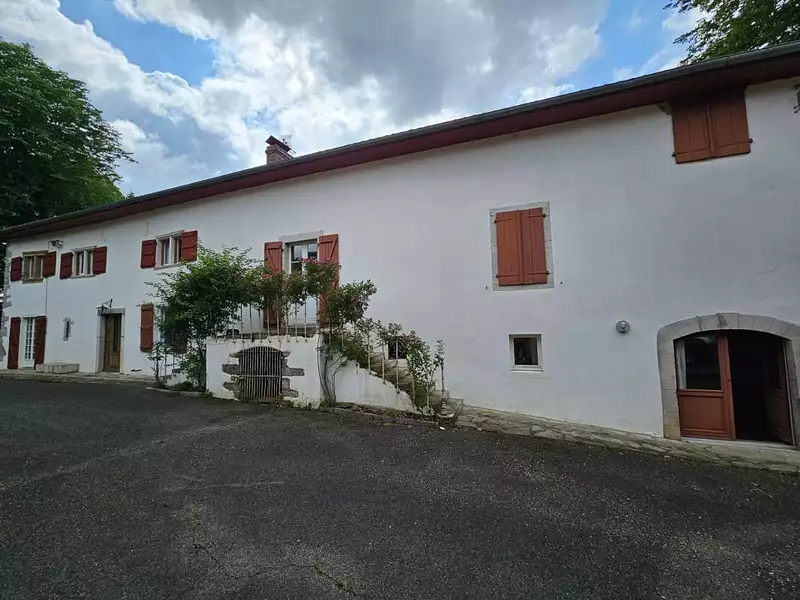 Maison, 280 m²