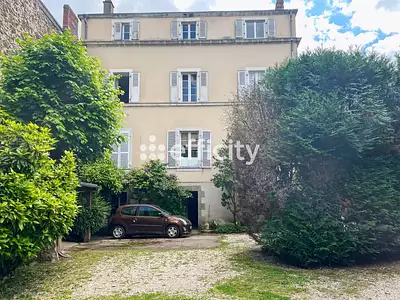 Maison, 404 m²
