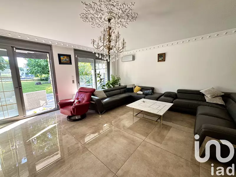 Maison, 327 m²