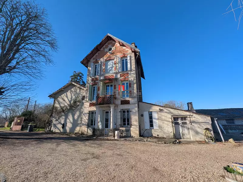 Maison, 290 m²