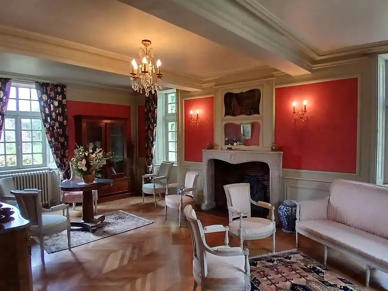 Maison, 375 m²