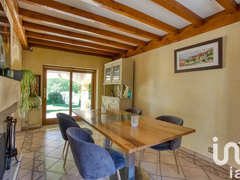Maison, 246 m²
