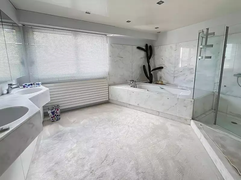 Appartement, 179 m²