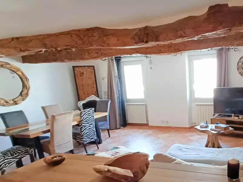 Maison, 251 m²