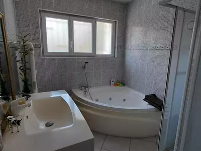 Maison, 178 m²