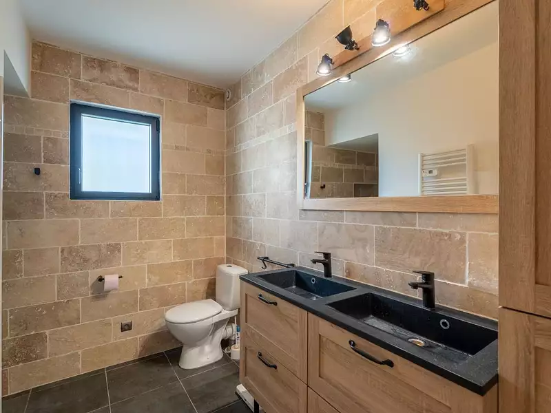 Maison, 162 m²