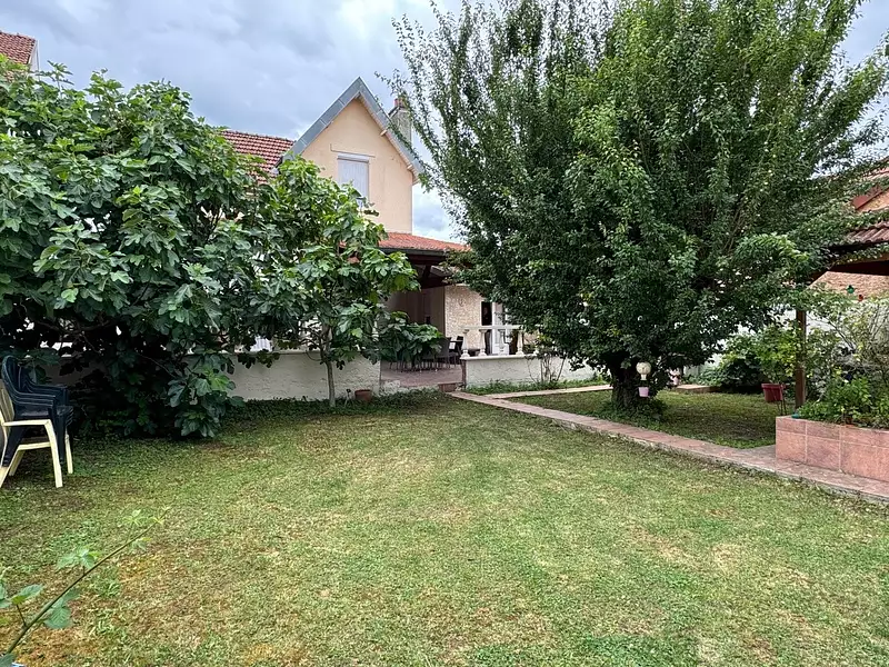 Maison, 160 m²