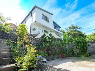 Maison, 218 m²