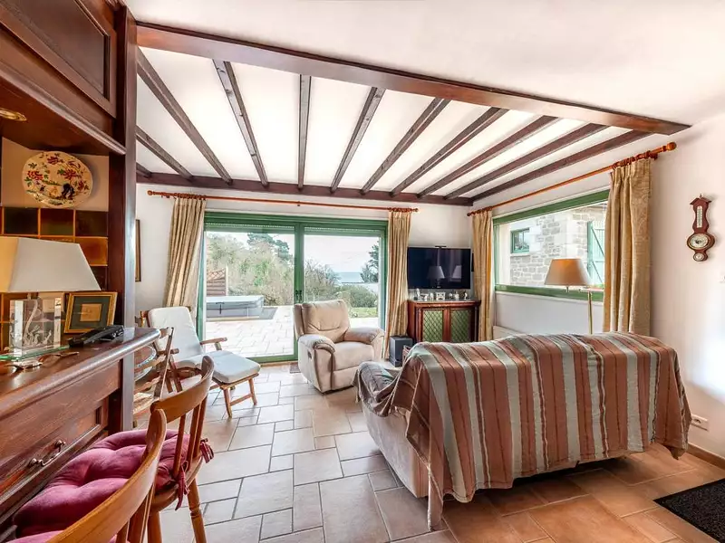 Maison, 254 m²