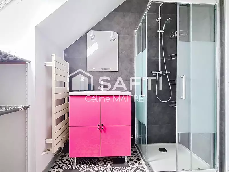 Maison, 156 m²