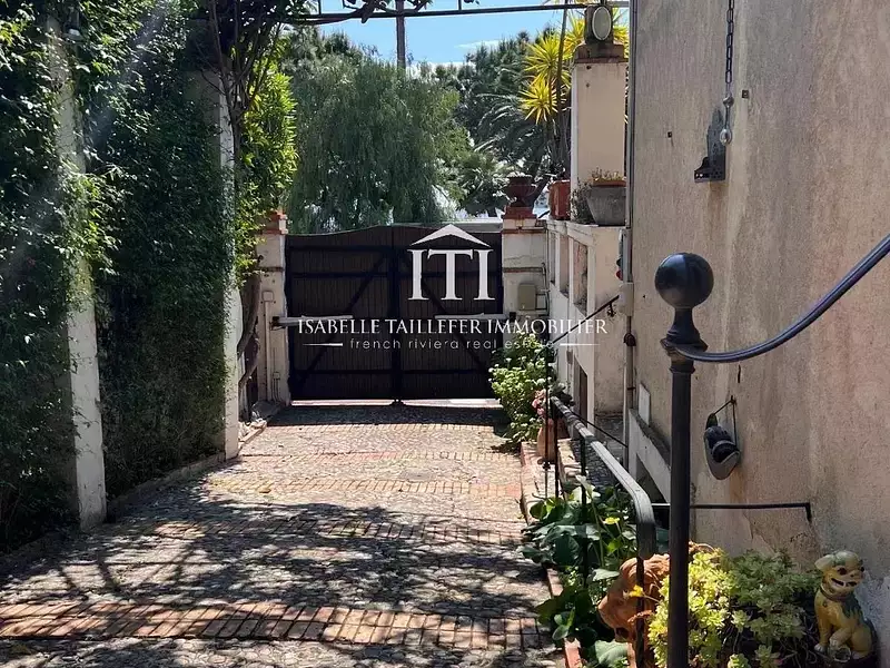 Maison, 280 m²