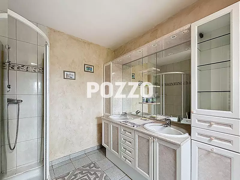 Maison, 125 m²