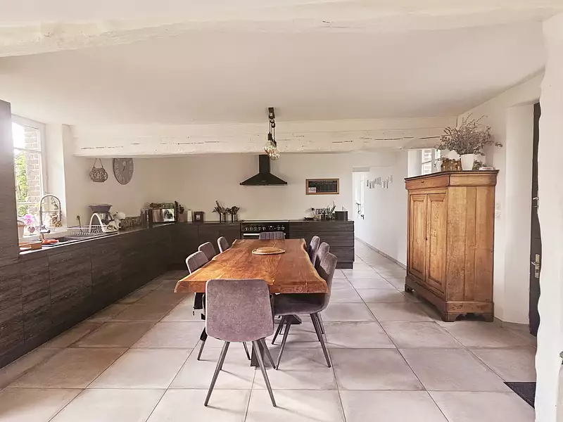 Divers, 275 m²