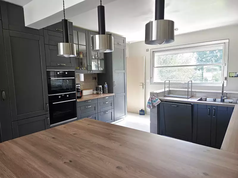 Maison, 340 m²