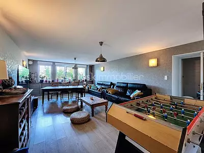 Maison, 252 m²