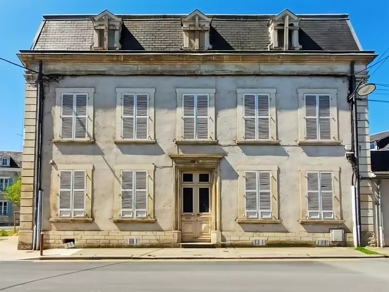 Maison, 270 m²