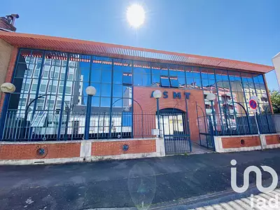 Immeuble, 710 m²