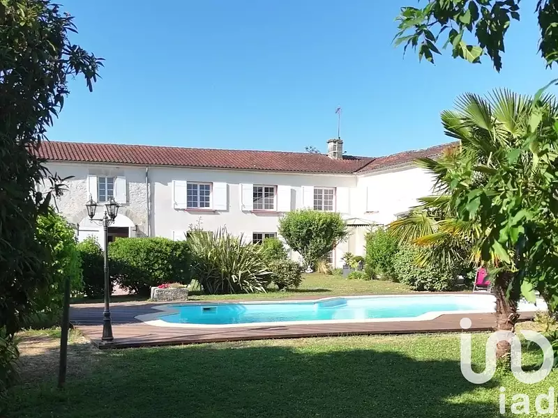 Maison, 444 m²