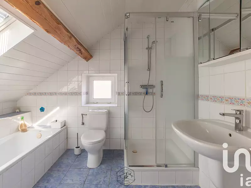 Maison, 164 m²