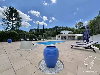 Maison, 475 m²
