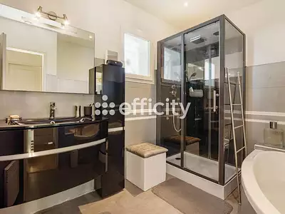 Maison, 160 m²