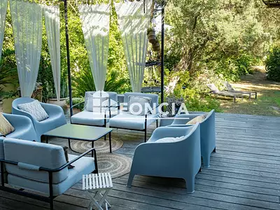 Maison, 213 m²