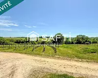 Terrain, 700 m²