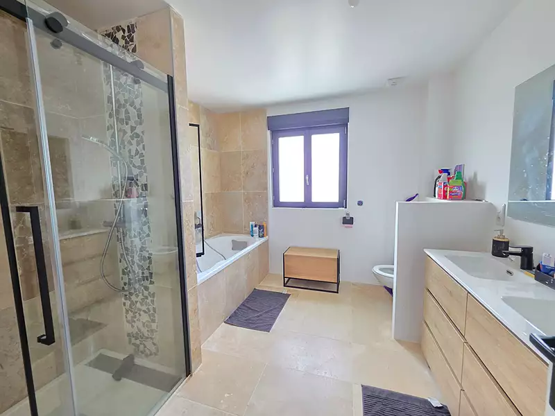 Maison, 140 m²